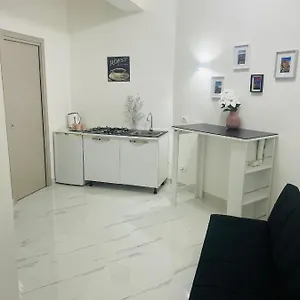  Appartamento Casa Partenopea Italia