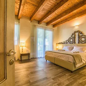  Alloggio per agriturismo Podere Amati Italia